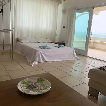 Mansarda Sul Mare Apartment Torre Lapillo Exterior photo
